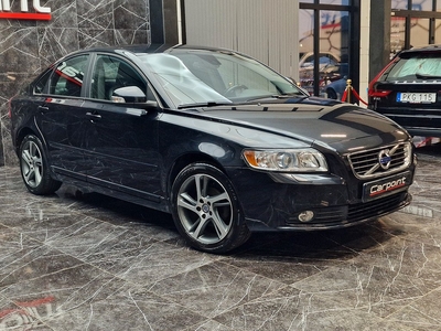 Volvo S40 2.0 Momentum Dragkrok|M-värmare|PDC|17