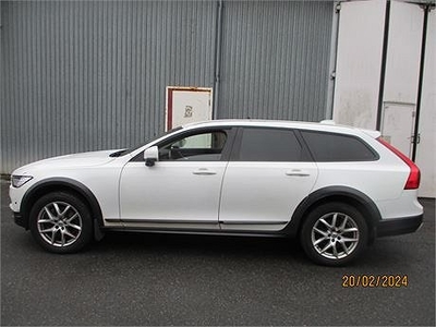 Volvo V90 Cross Country D5 AWD Geartronic Momentum rep objek