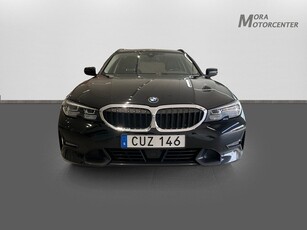 BMW 330e xDrive Touring Steptronic Sport line Euro 6, V-hjul