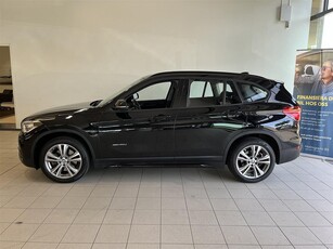 BMW X1 xDrive20d Sport Line Automat Navigation Drag Rattvärme HiFi