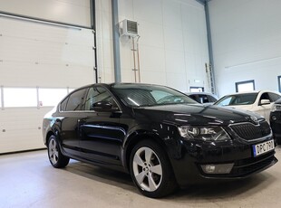 Skoda Octavia 1.6 TDI Navi D-Värm P-Sensorer 105hk