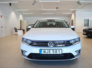 Volkswagen Passat GTE Comfort&Design Värm Carplay 218hk MOMS