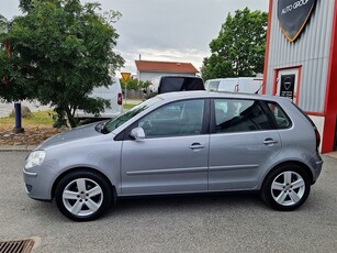 Volkswagen Polo 5-dörrar 1.4 Manuell, 80hk Nybesiktad Taklucka