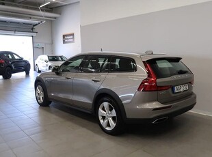 Volvo V60 Cross Country B4 AWD D Adv NaviP Edt