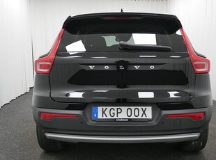 Volvo XC40 D4 AWD Momentum Advanced Edition