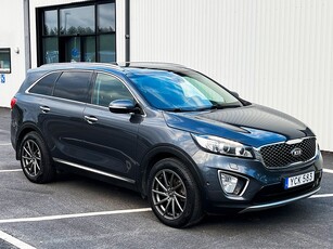 Kia Sorento 2.2 CRDi AWD 7-sits Glastak Skinn Navi Backkamer