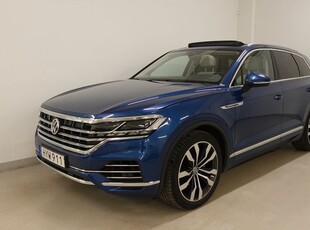 Volkswagen Touareg3.0 TDI 4M R-Line Pano DynAudio SE SPEC 2019, SUV