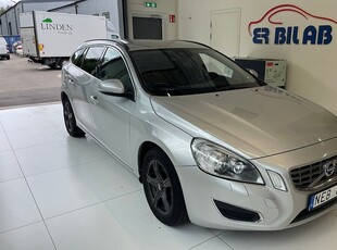 Volvo V60D2 Momentum Aut 2011, Kombi