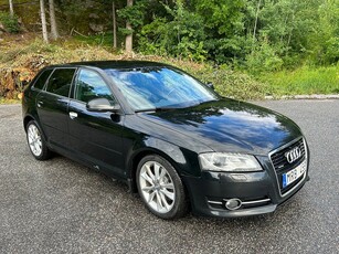 Audi A3 Sportback 2.0 TDI 140hk quattro Ny k-remm BOSE Värme