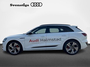 Audi Q8 55 e-tron q S-Line Selection Drag Panorama