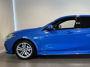 BMW 118 i M-Sport Rattvärme Farthållare Parkeringssensorer