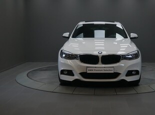 BMW 330 i xDrive Gran Turismo Innovation Edition/Drag