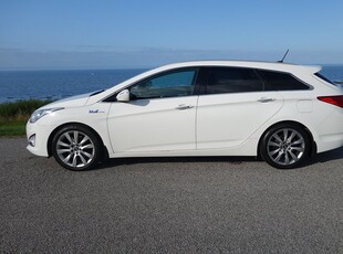 Hyundai i40 cw 1.7 CRDi Business Pano