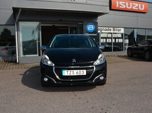 Peugeot 208 5-dörrar 1.2 VTi panorama motorvär+ kupefläckt