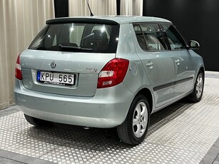 Skoda Fabia 1.2 69hk Backkamera Navi Nybesiktad Fintskick