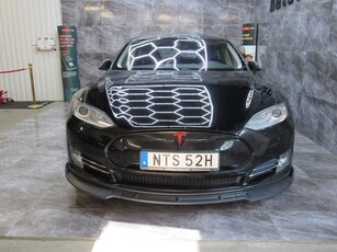 Tesla Model S P85 Free Supercharge