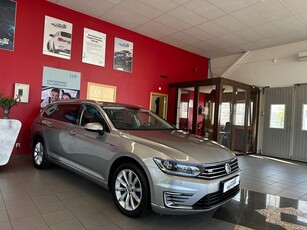 Volkswagen Passat GTE Plug-In Cockpit Carplay Drag 1445kr/Mån