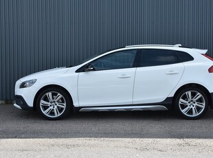 Volvo V40 Cross Country D3 Momentum Drag Panorama Navi