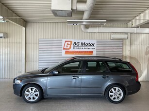 Volvo V50 2.0 D 136HK Momentum Drag/Motorvärmare/SoV-Hjul