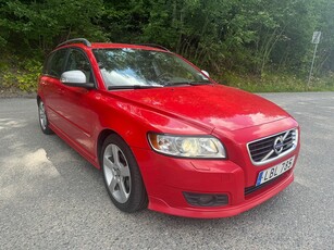 Volvo V50 D2 Momentum, R-Design Euro 5 SKINN DRAGKROK XENON