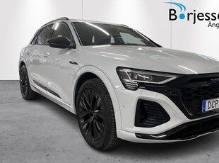 Audi Q855 e-tron quattro S LINE 2024, SUV