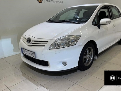 Toyota Auris1.4 D-4d 5dr Dragkrok 2010, Halvkombi