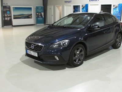 Volvo V40Cross Country D2 Powershift Momentum Euro 5 NAV DRAG 2014, Kombi