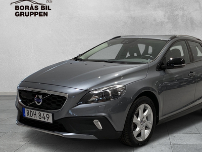 Volvo V40Cross Country D3 Momentum Business E 2016, Kombi