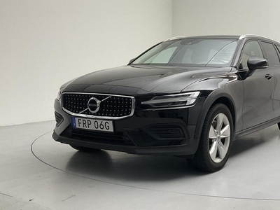 Volvo V60B4 Cross Country AWD Mildhybrid, Diesel 2022, Kombi