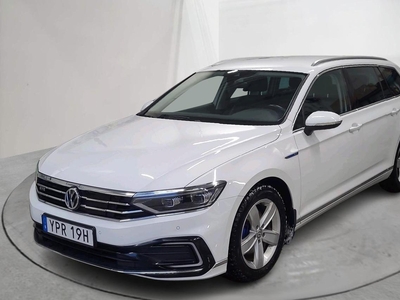 VW Passat 1.4 GTE Sportscombi (218hk)