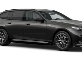 BMW i5xDrive 40 Touring 2024, Sedan