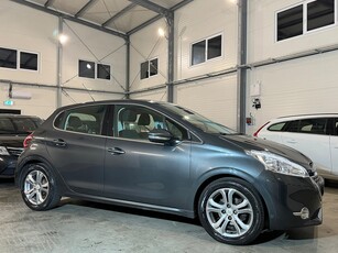 Peugeot 208 5-dörrar 1.2 VTi Euro 5/NYSERV/PANOTAK/NYBES