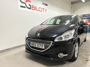 Peugeot 208 5-DÖRRAR 1.2 VTi / SVENSKSÅLD / PANO / 0% RÄNTA