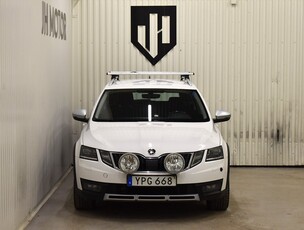 Skoda Octavia Scout 2.0 TDI 4x4 150hk DVÄRMARE/Drag/SoV/MOMS