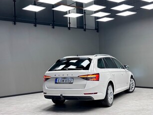 Skoda Superb iV Kombi 1.4 Plug-in Hybrid Business Edit Style