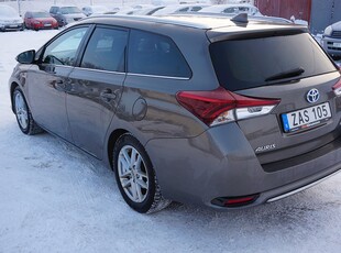 Toyota Auris Touring Sports Hybrid e-CVT Intense Edition Aut