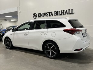 Toyota Auris Touring Sports Hybrid e-CVT Värmare Navi 136hk