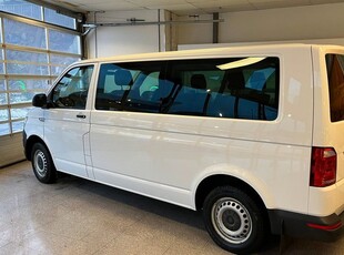 Volkswagen CaravelleLÅNG 2.0TDI AUT 9-SITS VÄRMARE SoV DÄCK 2017, Minibuss