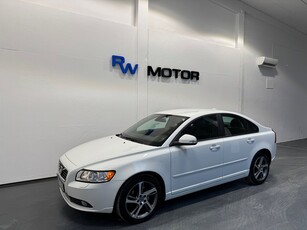 Volvo S40 D3 Classic 150hk Momentum D-värm Skinn / En ägare