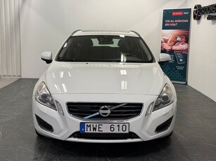 Volvo V60 D4 AWD Geartronic Momentum | Keyless | Navi | PDC