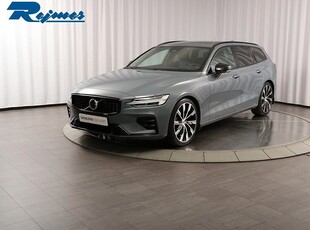 Volvo V60B4 Diesel Ultimate Dark Drag H&K 360kam Panorama 2023, Kombi