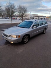 Volvo V70 2.4 Kinetic Euro 4 .Drag. Ny besikitgad.