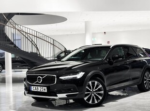 Volvo V90Cross Country B5 AWD Momentum LEASEBAR 2021, Kombi