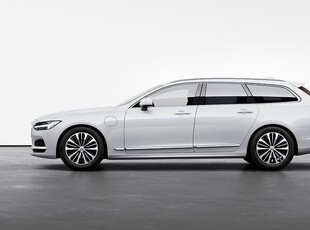 Volvo V90T6 Core Edition 2025, Kombi