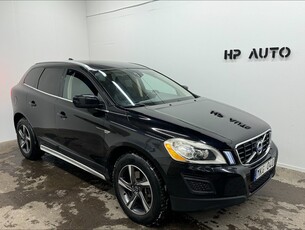 Volvo XC60 D5 AWD 215hk Summum Drag Navi D-värm