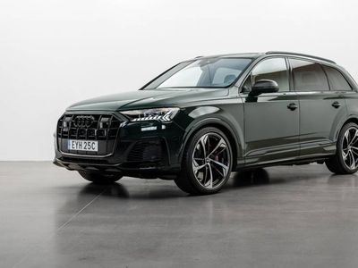 Audi SQ7Speciallack Grön - Competition Plus - OBS Spec 2022, SUV