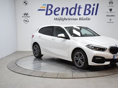 BMW 118i Aut Model Sport 1 ägare Fri Service 2021, Halvkombi