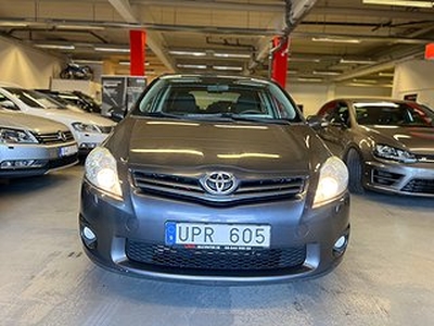 Toyota Auris 1.4 D-4D Låg årsskatt 5-DR Bes tom 241130 SoV