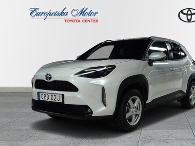 Toyota YarisCross 1.5 HSD AWD-i Active Plus V-Hjul Drag 2023, Halvkombi