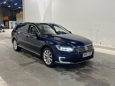 Volkswagen Passat GTE 218hk Executive B-Kamera Carplay Drag